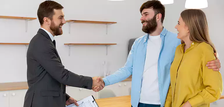 Why Choose Warren Home Buyers to Sell Your Condo Fast in Warren, MI?