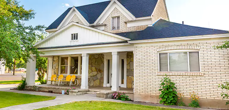 Why Homeowners in Warren Sell Their Houses After Losing a Job – And How We Can Help