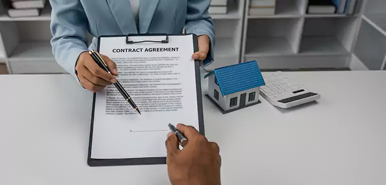 Why Sell Your Wholesale Assignment Contract to Us in Warren, MI?