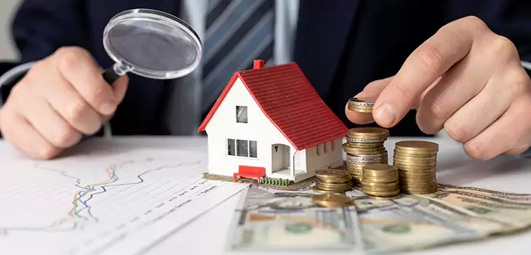 Home Needing Updates in Any Conditions for Cash in Warren, MI