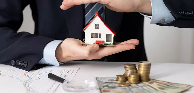 Who Do We Buy Houses From in Warren, MI?